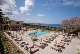 The Nest Resort has Balcony rooms
