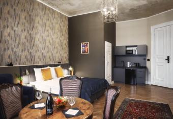Apartament Art Deco allows 18 year olds to book a room