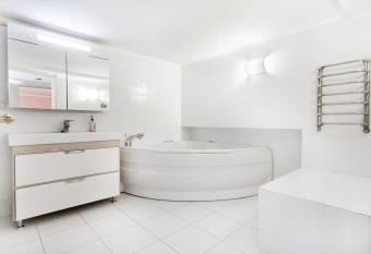 18 Deribasivska Street Jacuzzi Apartment has rooms with a private hot tub