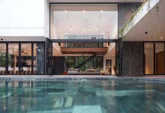 U-Space Villa Tam      o - Venue Travel has Balcony rooms