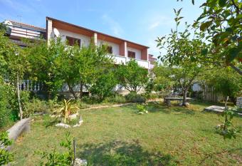 Apartments Slavenka has Balcony rooms