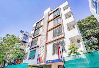 FabExpress Wakad Villa allows 18 year olds to book a room