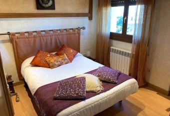 El Rinconcillo - centro hist  rico de Toledo allows 18 year olds to book a room