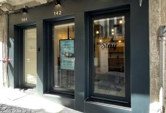 MyStay Porto S  o Bento allows 18 year olds to book a room