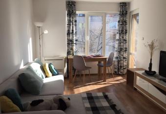 Apartment Center - Stara Zagora has Balcony rooms