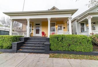 Cozy Bungalow 736 1st Ave A Cozy Bungalow UPTOWN 10 MIN to Ft Benning has Balcony rooms