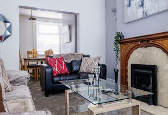 Hibbert Galore has Balcony rooms