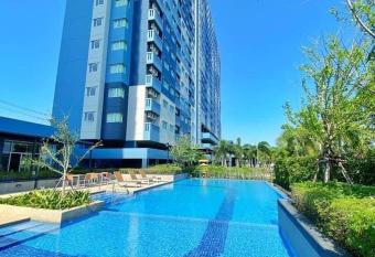 Lumpini Seaview Cha-am By Siky has Balcony rooms