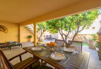 Juniper -Inca- has Balcony rooms