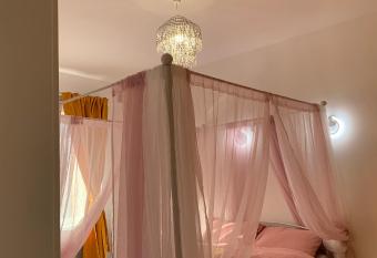 A&C Rooms has Balcony rooms