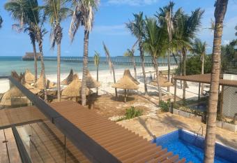 TOA Hotel & Spa Zanzibar allows 18 year olds to book a room