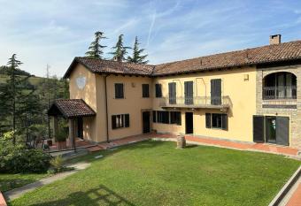 Cadgal - Tenuta La Cova has Balcony rooms