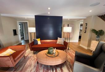 The Morgan Hotel Martha's Vineyard has Balcony rooms