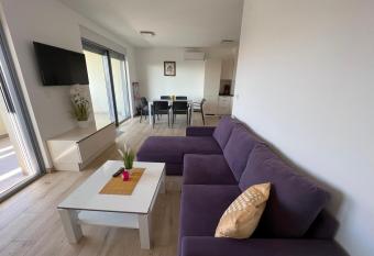 Kozino Apartments has Balcony rooms