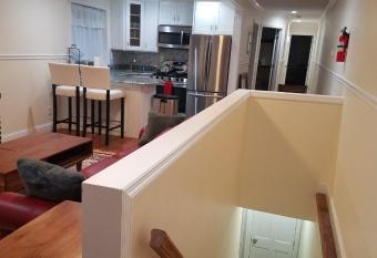 1120-1 Comfortable Qualitycribs has Balcony rooms