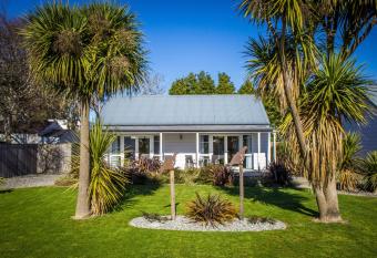 Greyfriars Motel has Balcony rooms