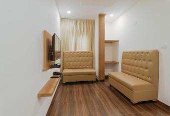 OYO Townhouse 864 Atharva allows 18 year olds to book a room