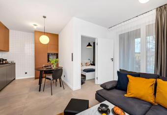 Fuzja Apartment Centrum allows 18 year olds to book a room