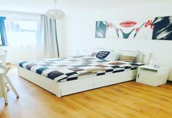 Segovia apartament 2 has Balcony rooms