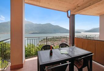 Le Azalee 6 has Balcony rooms