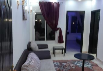                           has rooms with a private hot tub