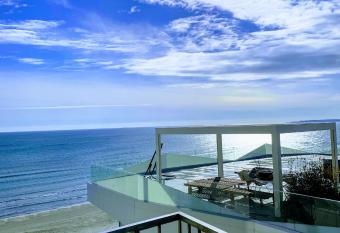 Little House has Balcony rooms