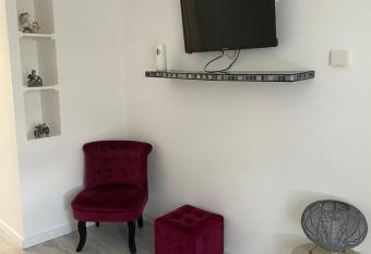 Au c  ur des Vosges allows 18 year olds to book a room