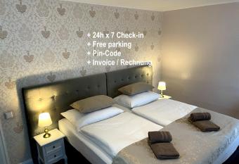 Kolossos Apartments zum Sporthafen Neuss allows 18 year olds to book a room