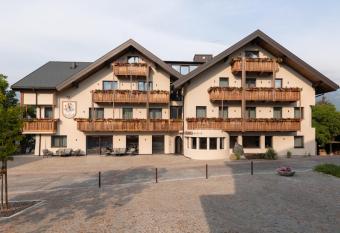 Am Brunnen Apartments has Balcony rooms