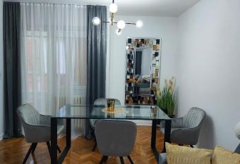 Mariposa has Balcony rooms