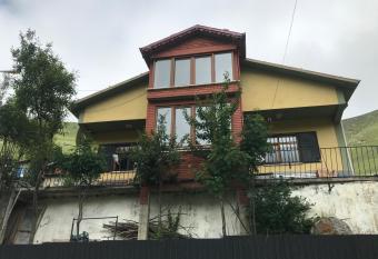 Muallim Apart has Balcony rooms