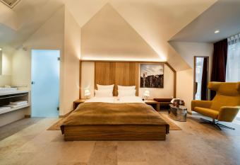 Flora auf Gut Guntrams has Balcony rooms