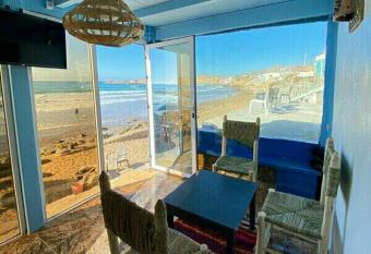 Beach House has Balcony rooms