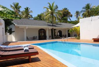 Bella Vita has Balcony rooms