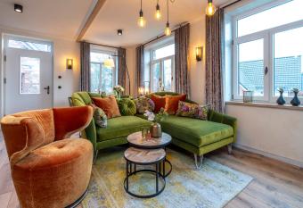 Verwalter Haus has Balcony rooms