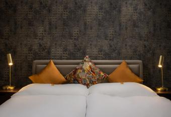 Abieshomes Serviced Apartments Sch  nbrunn has Balcony rooms