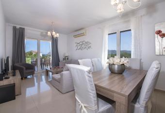 Casa Magnolia has Balcony rooms