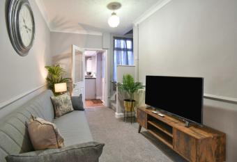 Dante House allows 18 year olds to book a room