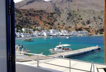 Maistrali Studio has Balcony rooms