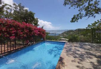 TAGANGA BENIGNA has Balcony rooms