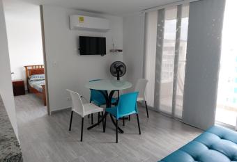 Puerto Azul Club House (Ricaurte - Cundinamarca) has Balcony rooms