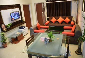 Premium 2 BHK Green Suites has Smoking/Balcony rooms