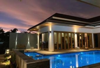 5 Bedroom Private Pool Villa has Balcony rooms