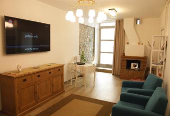 Il Casale del Borgo has Balcony rooms