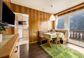 Apartment Sciadules has Balcony rooms