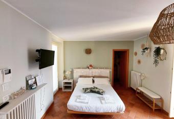 Casa Vacanza Nonno Gigi has Balcony rooms