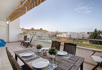 Vilamoura Apartment 3 bedroom has Balcony rooms