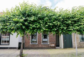 Gastenverblijf Gasthuisstraat has Balcony rooms
