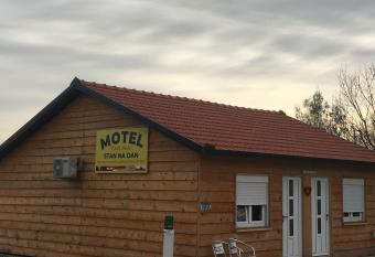 Motel Capljina Center has Balcony rooms