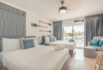 1BR Apt at Green One has Balcony rooms